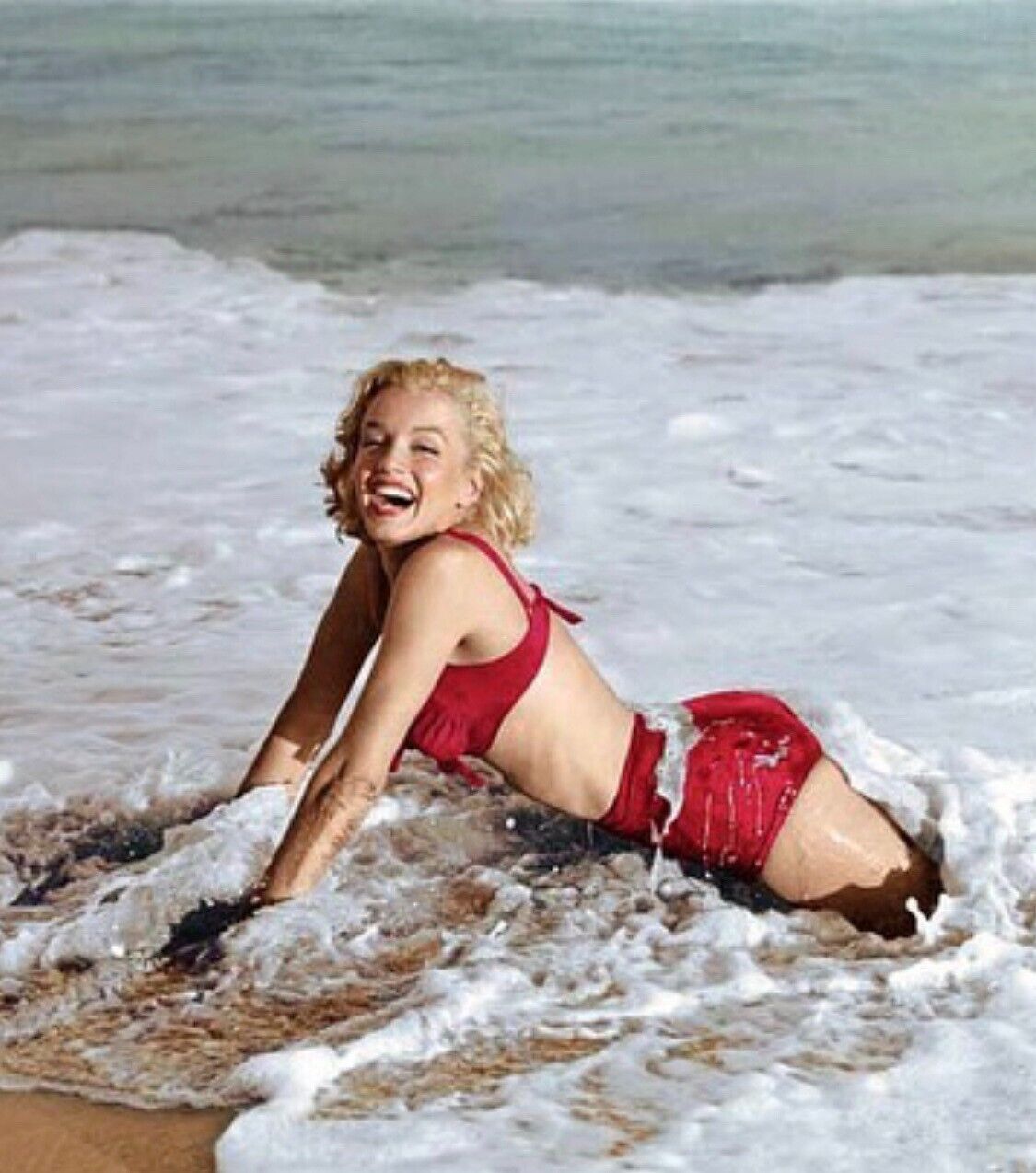 BEAUTIFUL MARILYN MONROE SEXY 8x10 Glossy Photo – Adira Collectibles