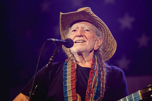 WILLIE NELSON 8x10 GLOSSY Photo