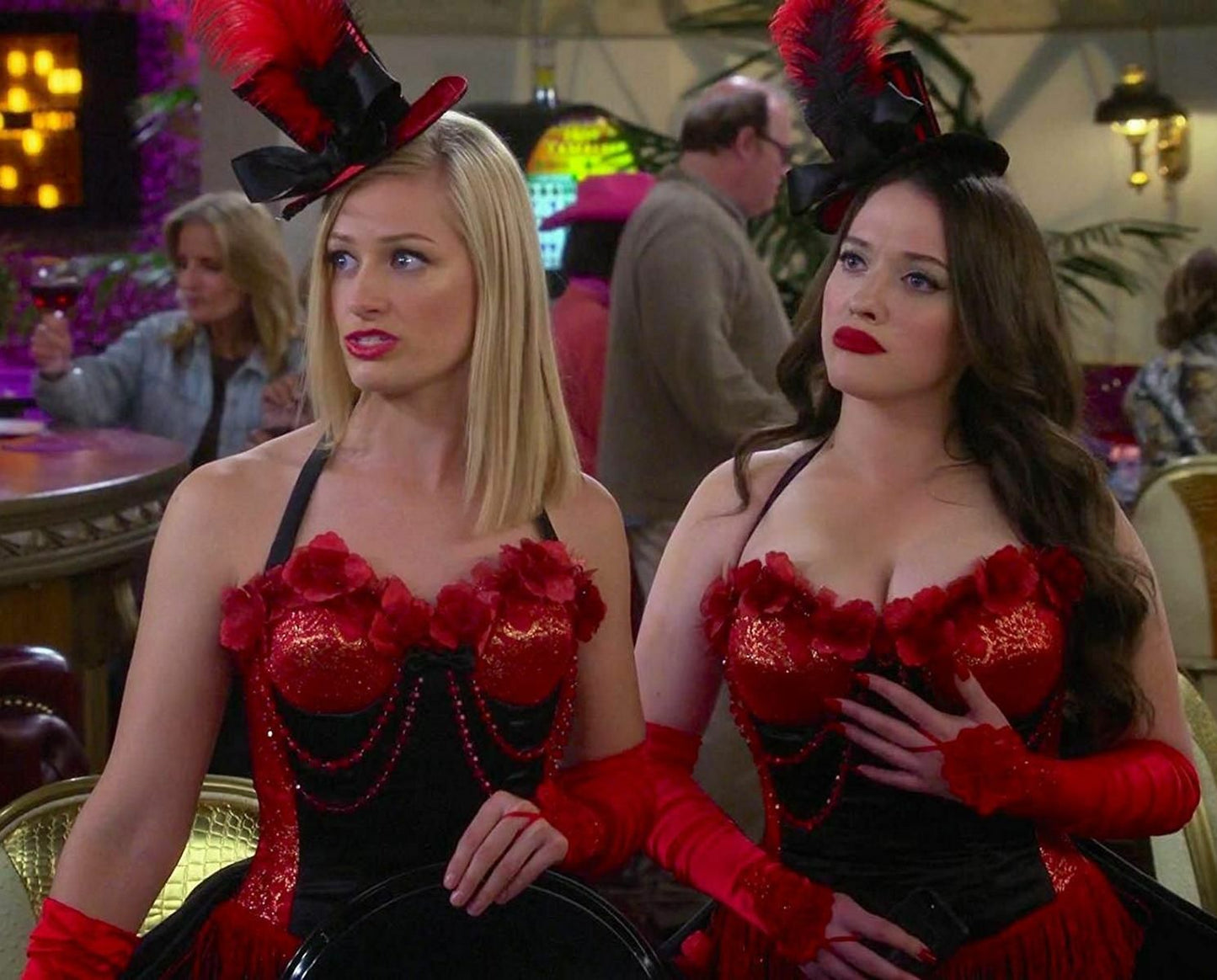 2 Broke Girls Kat Dennings Beth Behr (5) 4x6 Glossy Photos – Adira  Collectibles